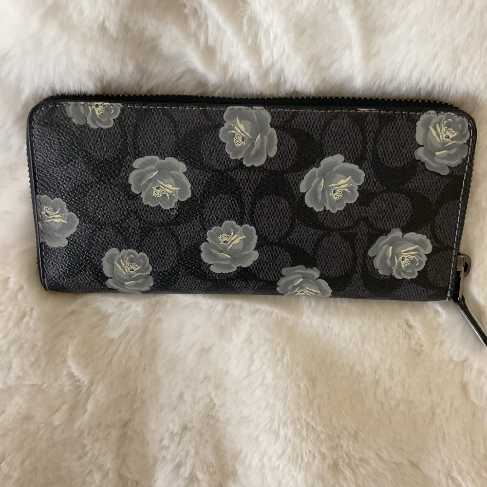 🦋COACH‼️RARE‼️ BAG AND MATCHING WALLET🦋 - Picture 5 of 9